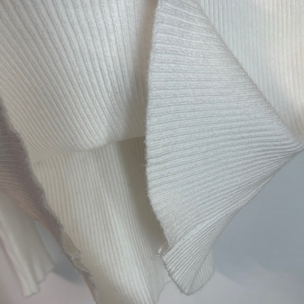 White Fitted Ribbed Long Sleeve Tee - Picture 4 of 4
